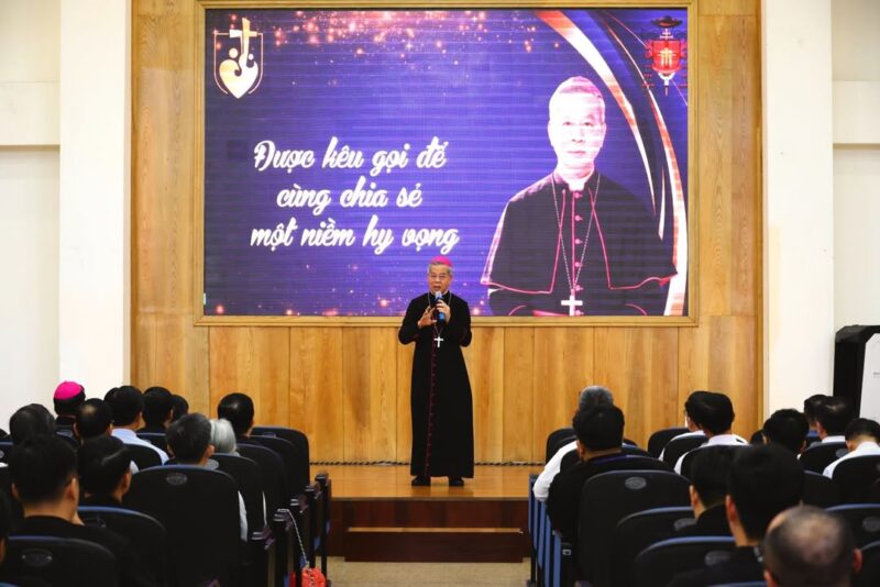 fb-1407235966182611_1094941109449924