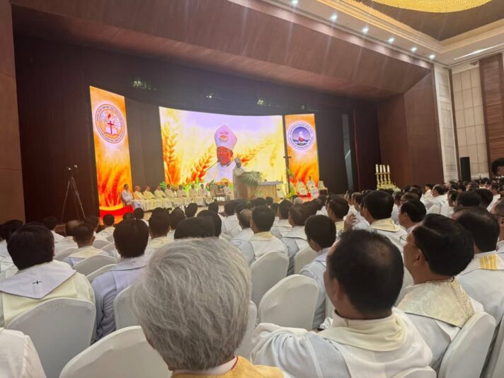 fb-285328895298373_789064370529147