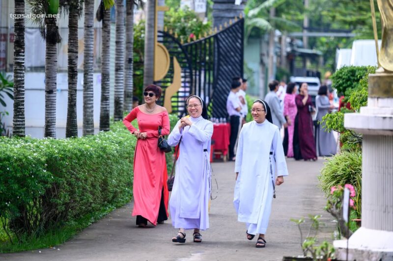 fb-1407235966182611_1096543639289671