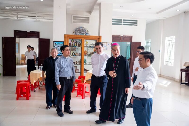 fb-1407235966182611_1096543639289671