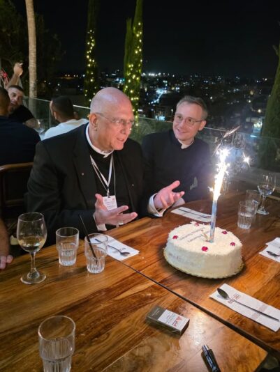 fb-149608895080801_1259588802874837