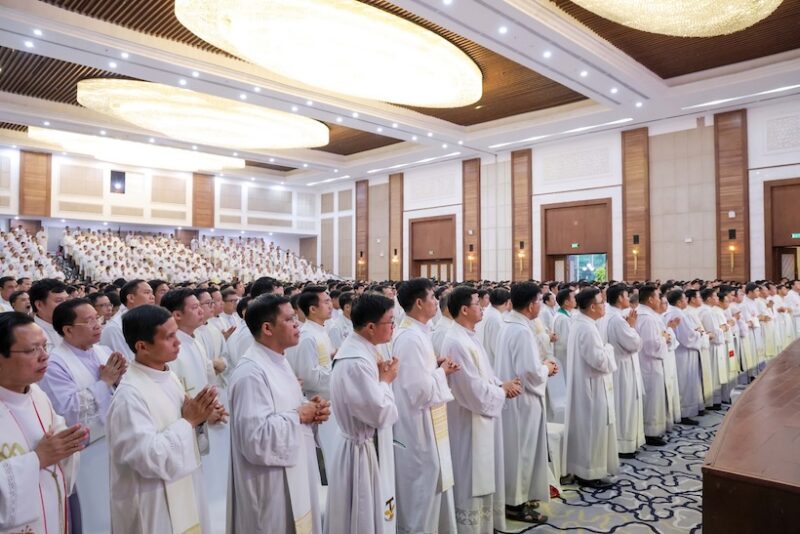 fb-732768673513037_1098542742402609