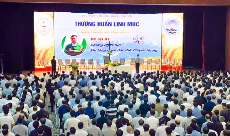 fb-267086443957481_1086095940399778