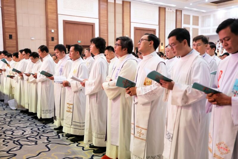 fb-732768673513037_1098542742402609