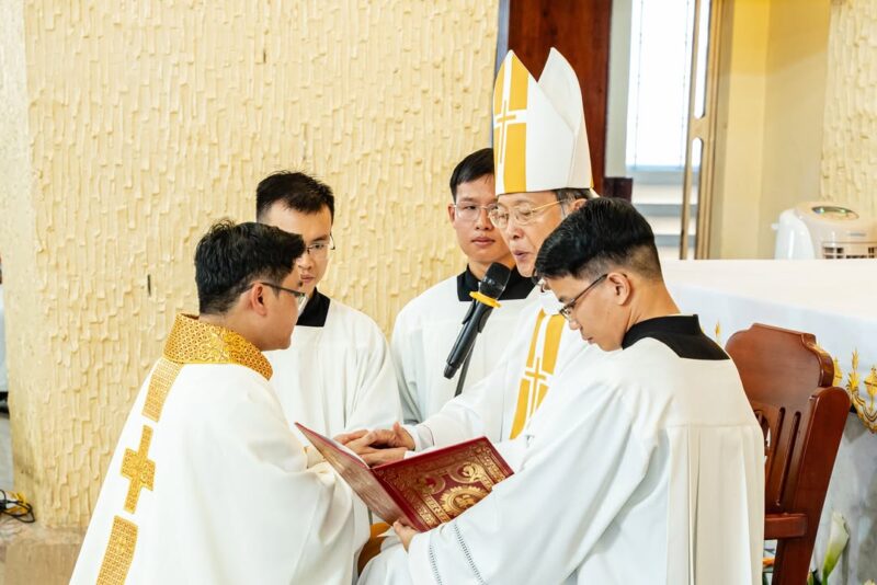 fb-585442494803518_1196319269199287