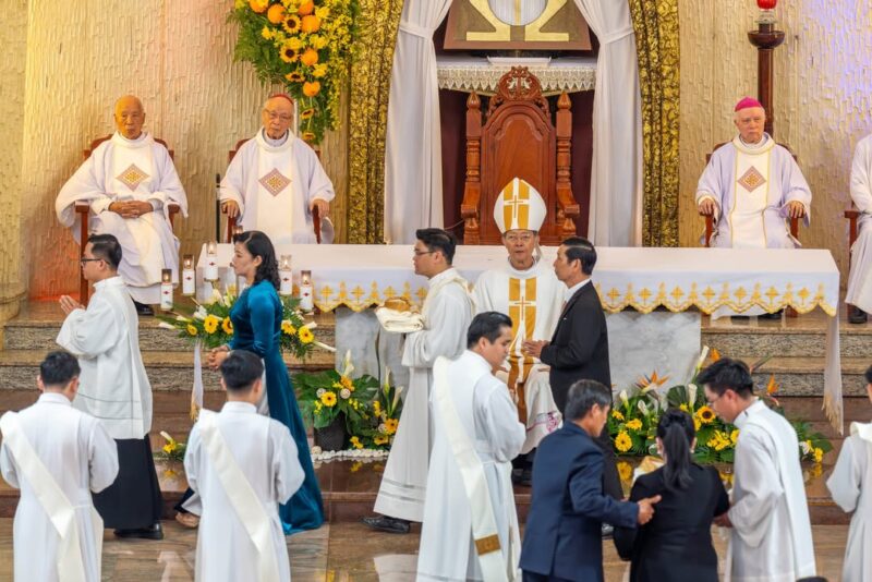 fb-585442494803518_1196300335867847