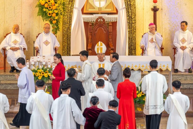 fb-585442494803518_1196300335867847