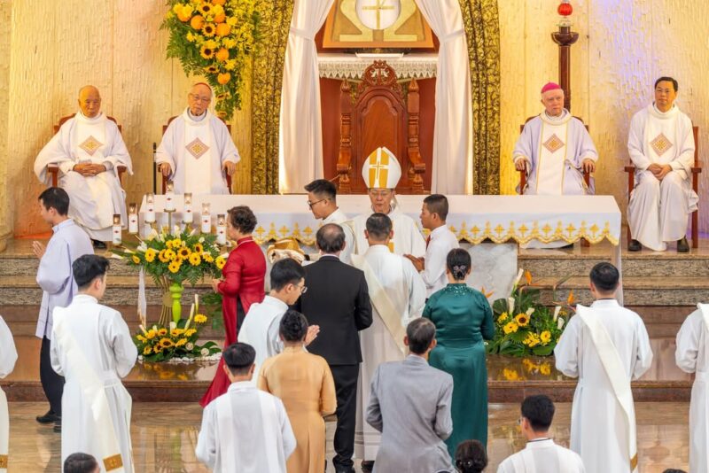 fb-585442494803518_1196300335867847