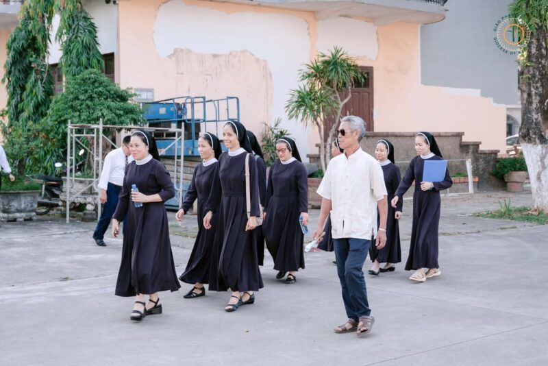 fb-732768673513037_1100099118913638