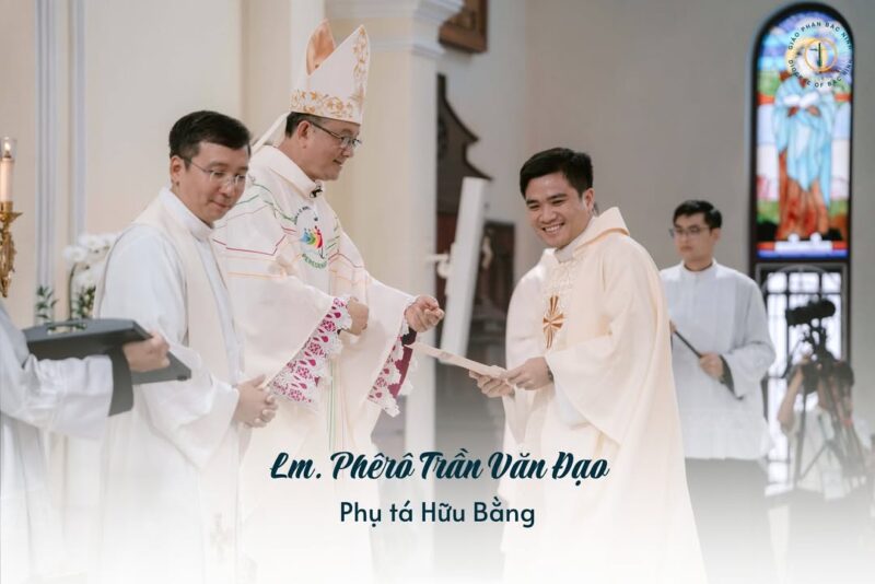 fb-732768673513037_1100375732219310