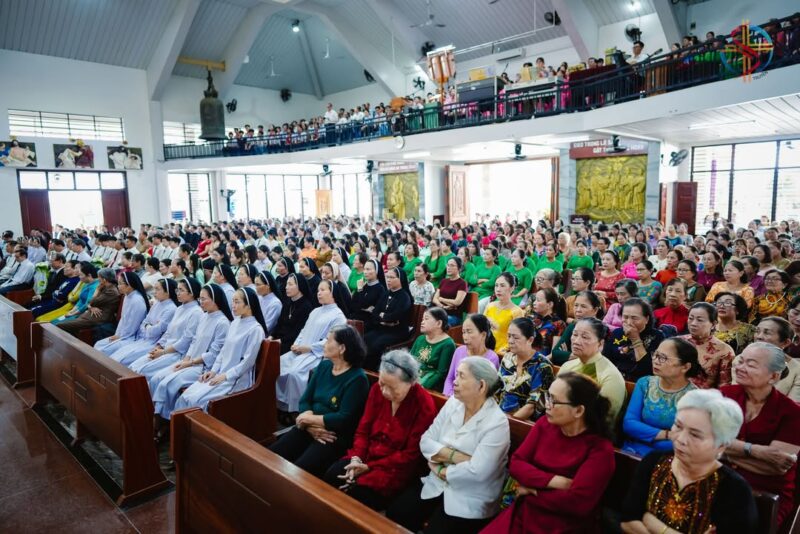 fb-585442494803518_1197911379040076