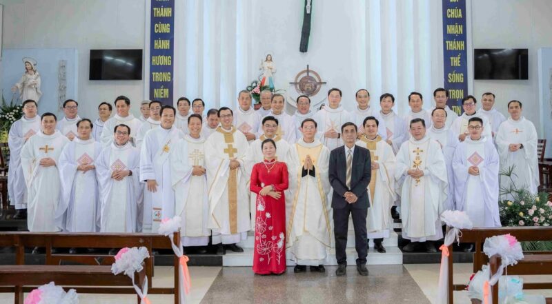 fb-585442494803518_1197775615720319