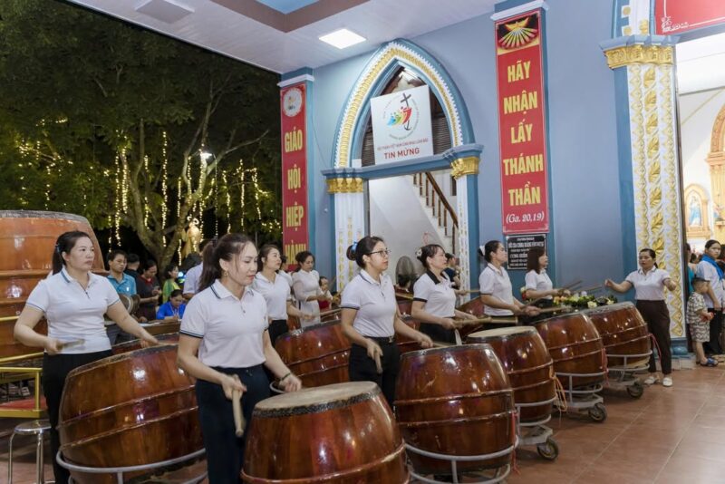 fb-732768673513037_1101303445459872