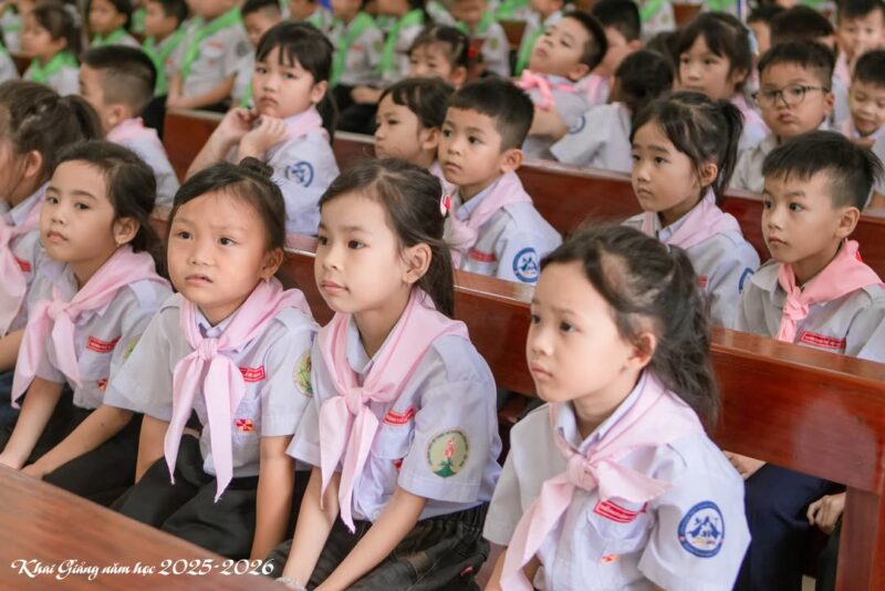 fb-732768673513037_1101352535454963