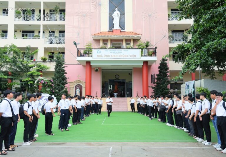 fb-1407235966182611_1099897338954301