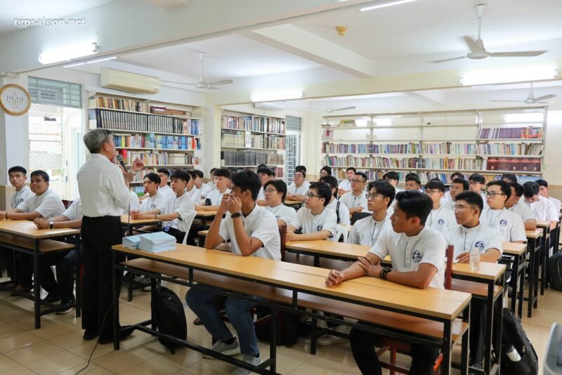 fb-1407235966182611_1099897338954301