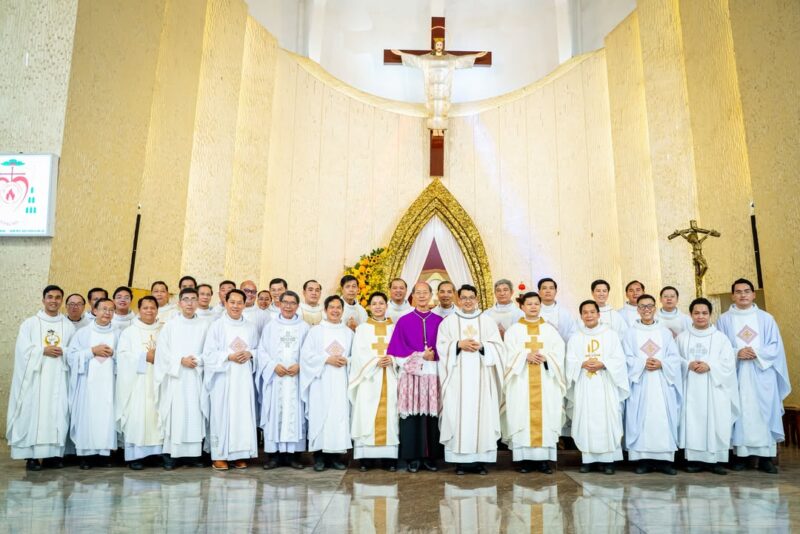 fb-585442494803518_1199227342241813