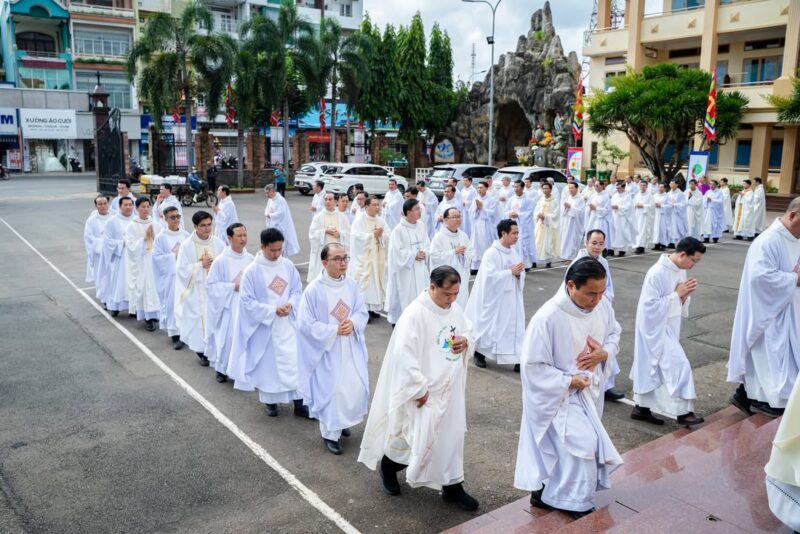 fb-585442494803518_1199227342241813