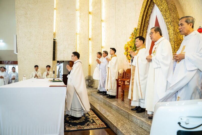 fb-585442494803518_1199227342241813