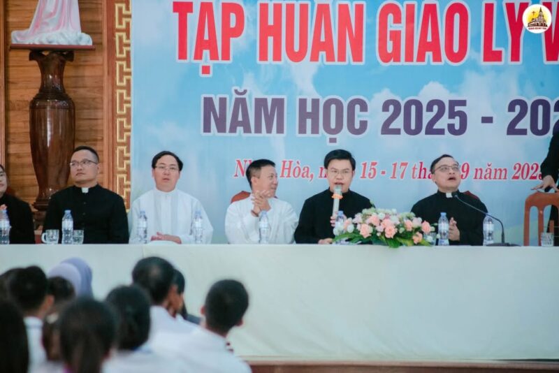 fb-285328895298373_793775276724723