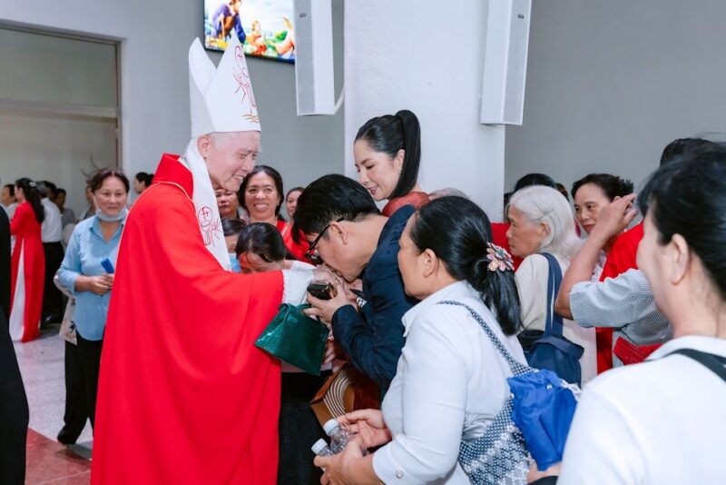 fb-585442494803518_1199574878873726