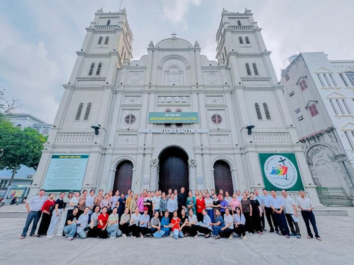 fb-732768673513037_1102163495373867