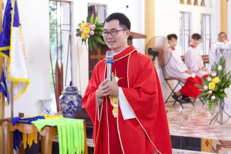 fb-732768673513037_1101978088725741