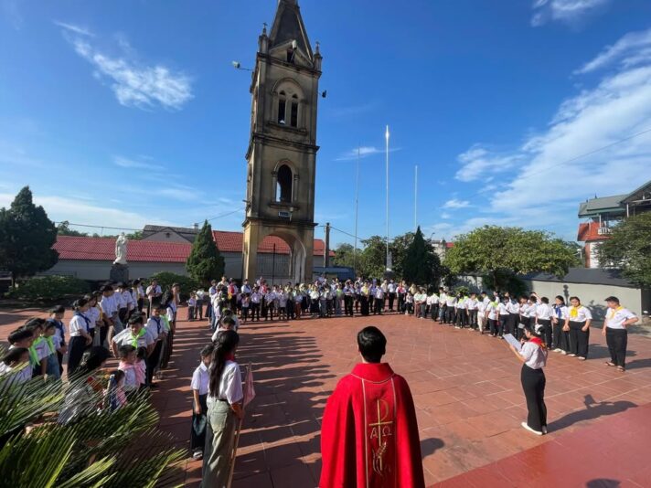 fb-732768673513037_1101965935393623