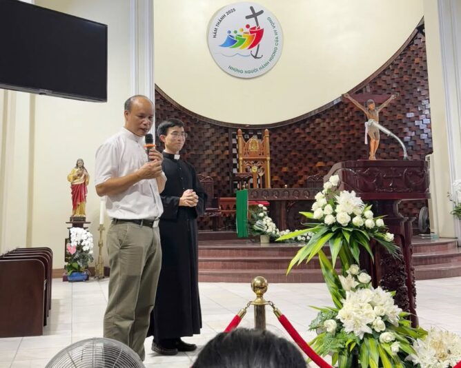 fb-732768673513037_1101952512061632