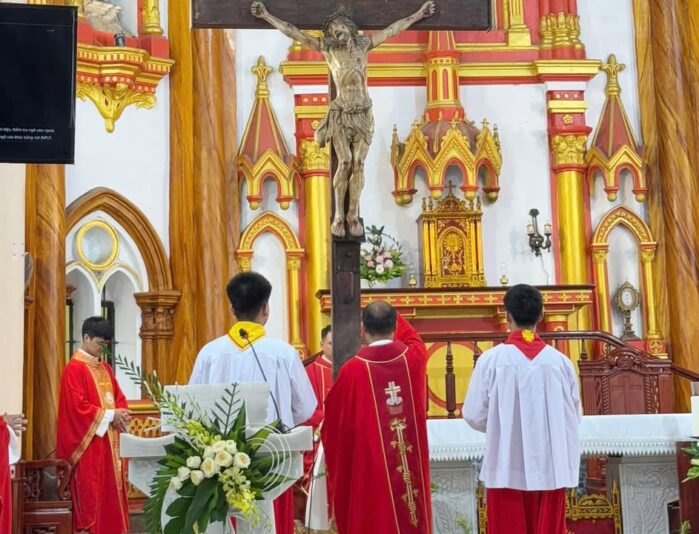 fb-732768673513037_1101952512061632