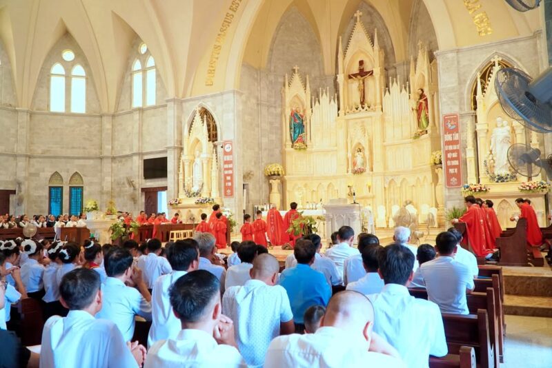 fb-285328895298373_794011906701060