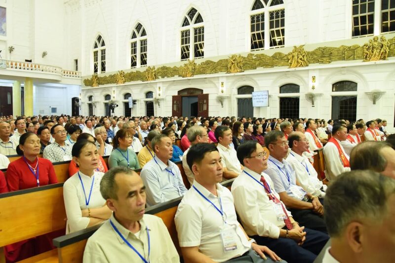 fb-732768673513037_1103302041926679