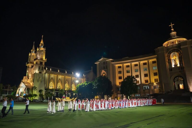 fb-285328895298373_795229666579284