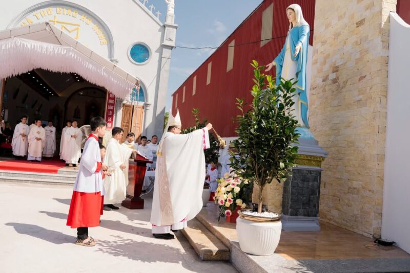 fb-732768673513037_1104475031809380