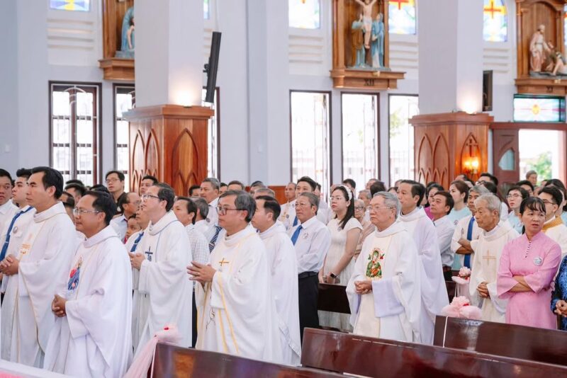 fb-585442494803518_1202169861947561