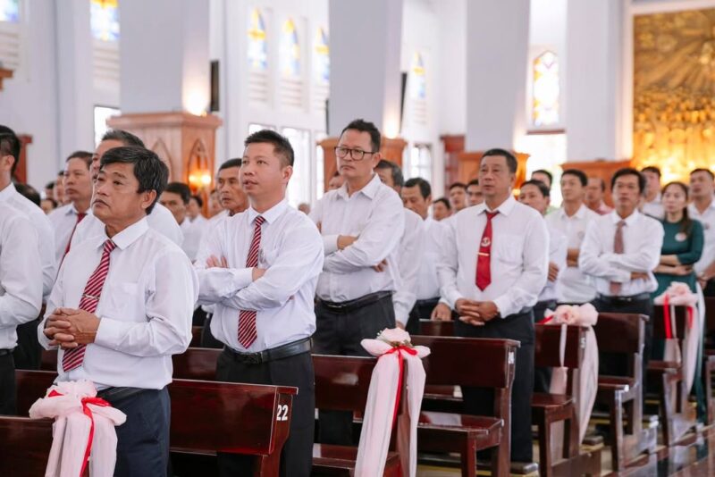 fb-585442494803518_1202169861947561