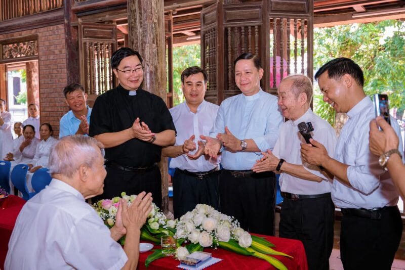 fb-1578851229095483_1195213985983174