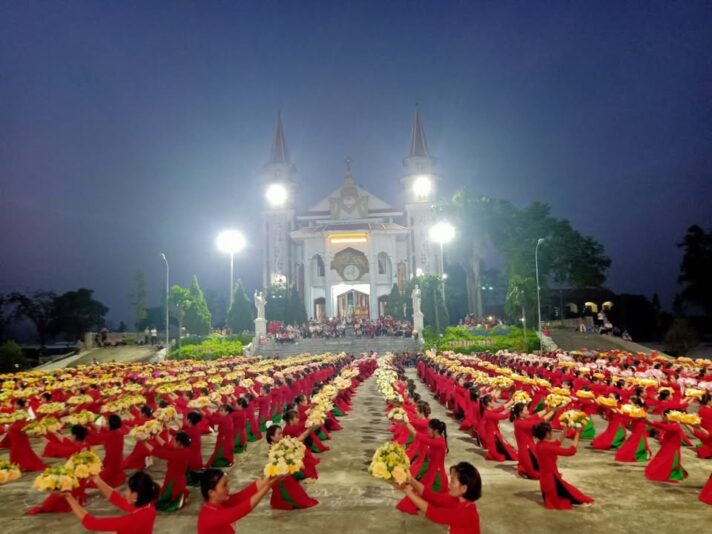 fb-732768673513037_1106106921646191