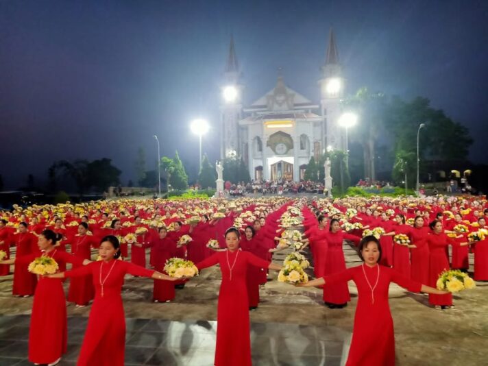 fb-732768673513037_1106106921646191