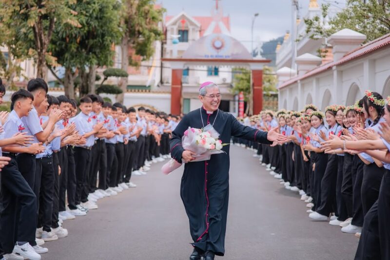 fb-267086443957481_1094159712926734