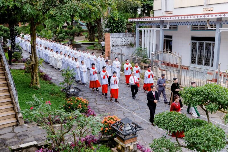 fb-585442494803518_1203710358460178