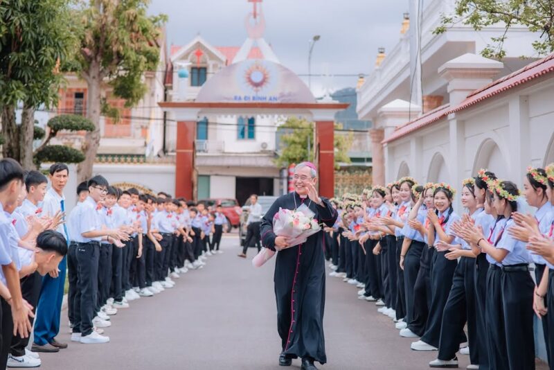 fb-267086443957481_1094159712926734