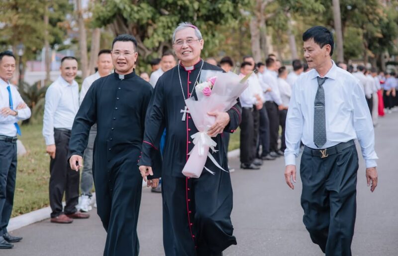 fb-267086443957481_1094159712926734