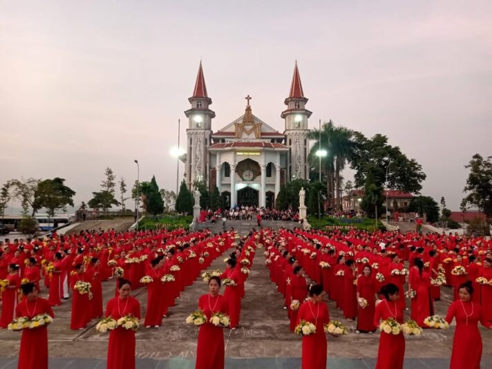 fb-732768673513037_1106106921646191