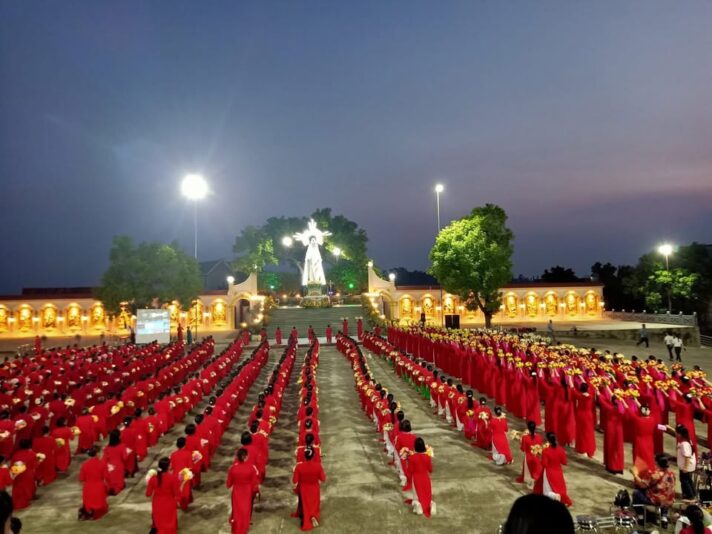 fb-732768673513037_1106106921646191