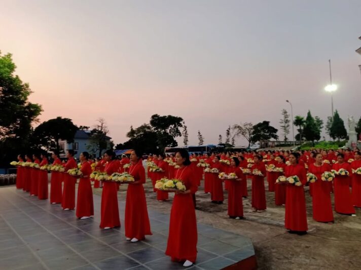 fb-732768673513037_1106106921646191