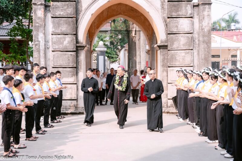 fb-732768673513037_1107458374844379