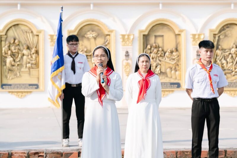 fb-732768673513037_1107434548180095