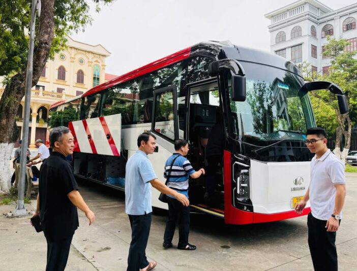 fb-732768673513037_1107403108183239