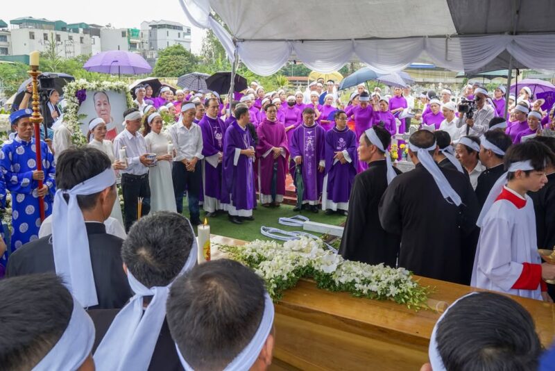 fb-1578851229095483_1197864735718099